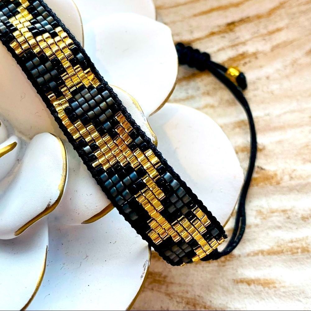 Crystal Seed Bead Boho Woven Adjustable Friendship Bracelet Animal Print NWT